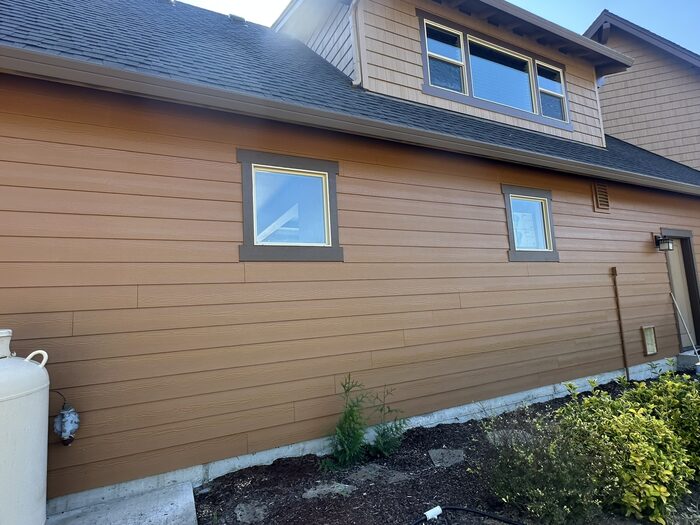 Craftsman home siding wall after exterior repaint, Vancouver WA area